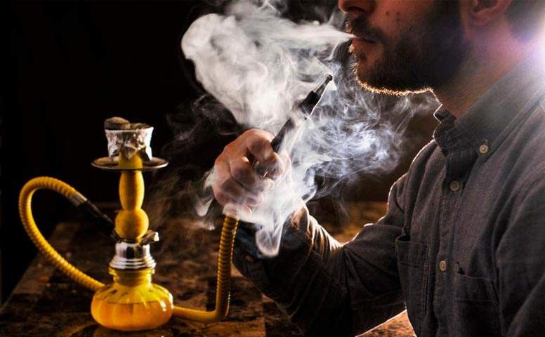 Минздрав предупредил: кальянный дым вредит