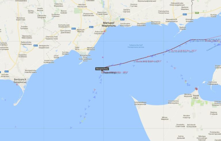 Росія підтягує військові кораблі до Криму - today.ua