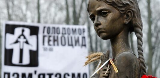 В Украине наступил День памяти жертв Голодомора   - today.ua