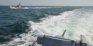 Российский пограничный корабль протаранил буксир МВД в Азовском море - today.ua