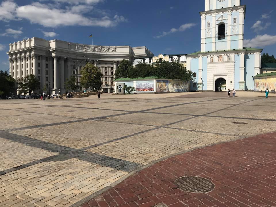 Рух у центрі столиці обмежили на два місяці