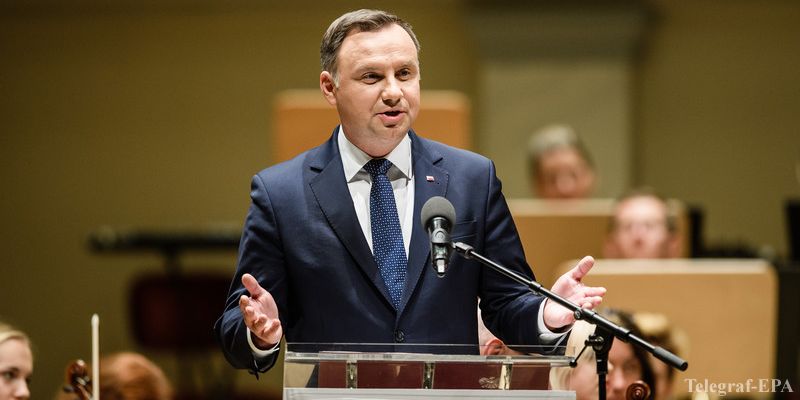 Украинские мигранты выполняют работу, за которую поляки не хотят браться, - Дуда