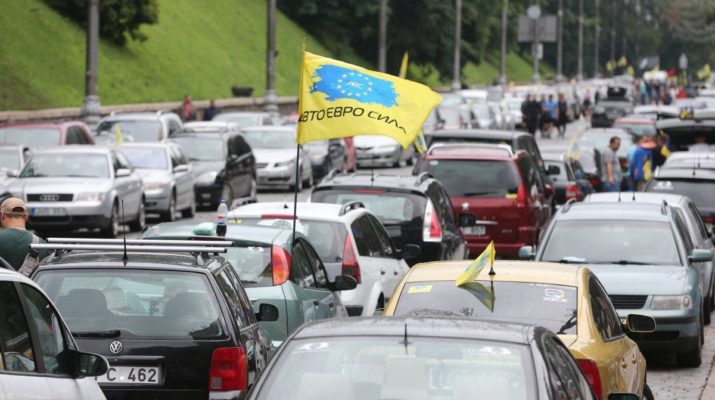 Центр Киева в пробках: владельцы “евроблях“ озвучили свои требования - today.ua