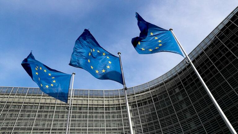 Євросоюз запровадить санкції проти організаторів виборів в “ДНР“ та “ЛНР“ - today.ua