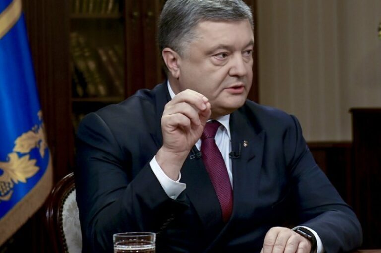 Порошенко прокомментировал санкции РФ против украинцев  - today.ua