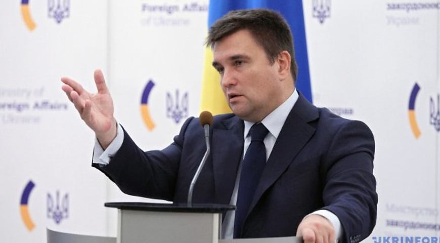 Суд над захваченными РФ моряками невозможен, ведь они военнопленные — МИД