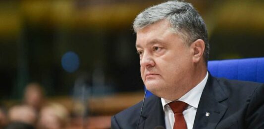 Порошенко задекларировал 1,3 млн гривен дохода от вкладов в банке  - today.ua