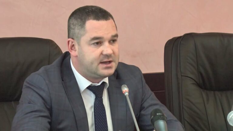 Прокуратура просит арестовать экс-руководителя ДФС  - today.ua
