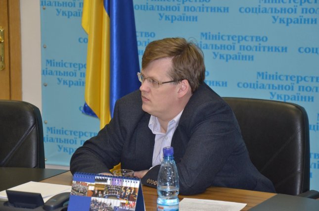 Розенко анонсировал повышение минималки в 2019 году - today.ua