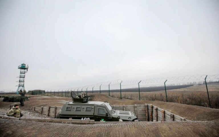 “Стену“ на границе с Россией построят к 2021 году  - today.ua