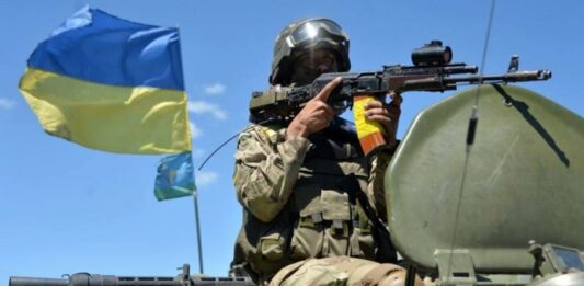 Українські військовослужбовці визволили селище на Донбасі  - today.ua