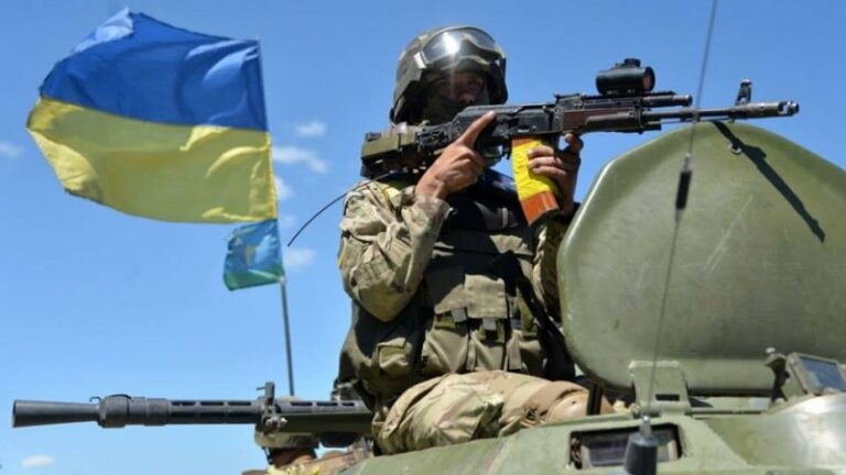 Украинские военнослужащие освободили поселок на Донбассе  - today.ua