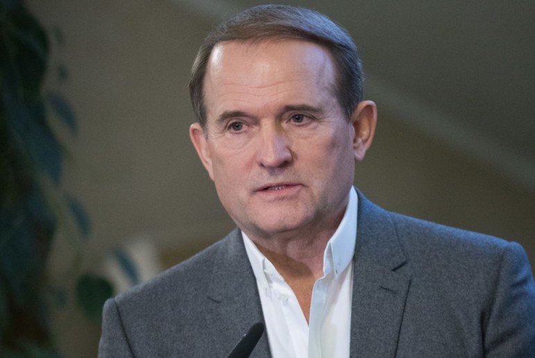 Головою партії Рабіновича обрали кума Путіна