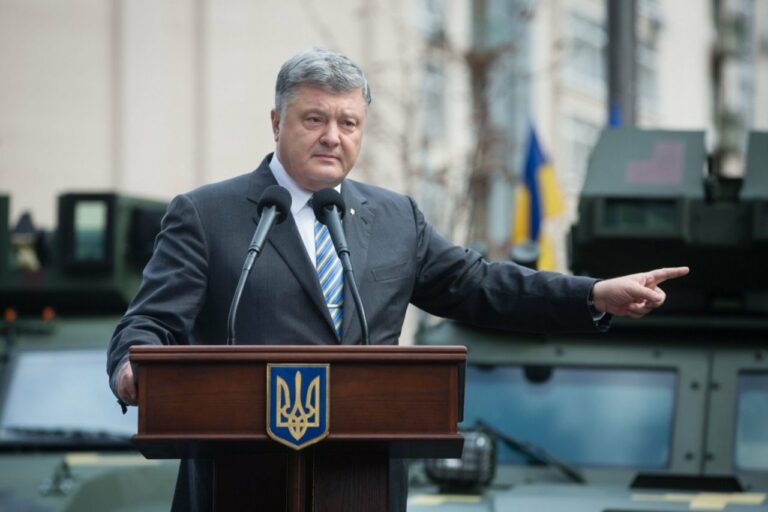 У випадку наземної агресії українським військовим підвищать зарплати, - Порошенко  - today.ua