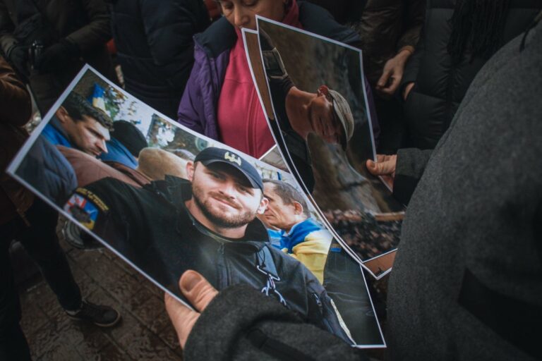 У Києві проходить пікет з вимогою звільнити затриманих у Грузії українців - today.ua