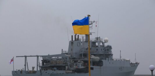 Корабль НАТО уже прибыл в Украину: появились первые фото - today.ua