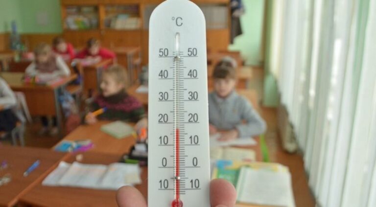 В українських школах мерзнуть діти: температурний режим порушено у 193 навчальних закладах  - today.ua