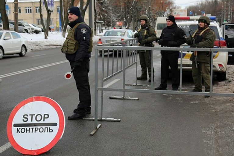 Военное положение: на въездах в Винницу установили блокпосты - today.ua