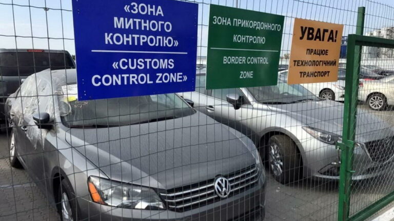 Украинцам объяснили причину задержек при оформлении “евроблях“  - today.ua