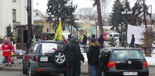 Шахраї на митниці: “євробляхерів“ попереджають про підробку документів  - today.ua