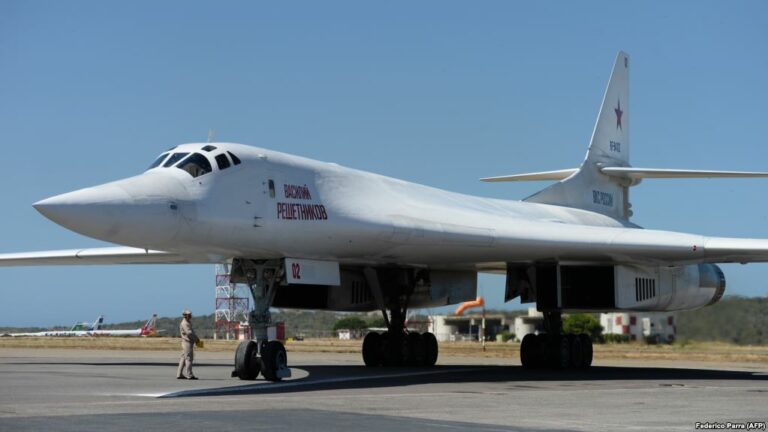 Россия вернула себе военные самолеты, которые перевозят ядерное оружие - today.ua