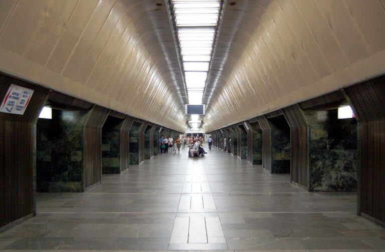 У київському метро поліція побила вагітних жінок - today.ua