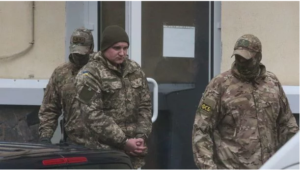 Російський суд продовжив термін арешту ще чотирьом українським морякам - today.ua