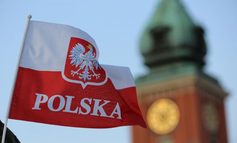 Деяким українкам у Польщі виплатять допомогу по 4000 доларів: хто може розраховувати 