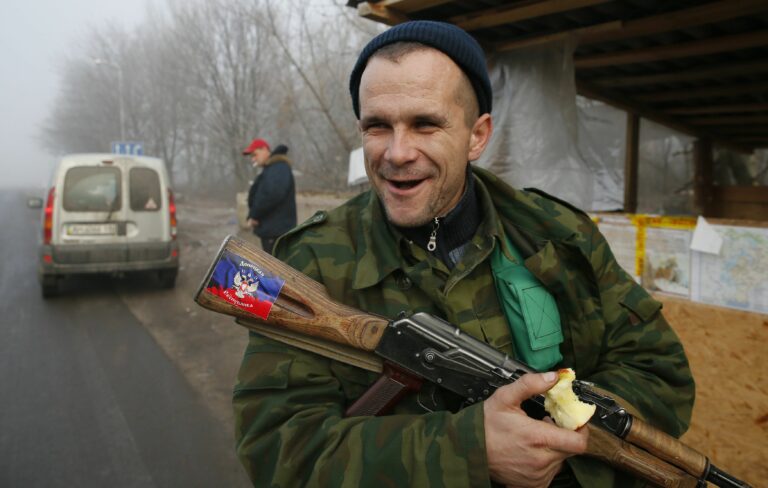 До лав бойовиків на Донбасі перестали брати колишніх злочинців через постійні крадіжки - today.ua