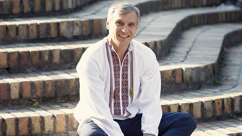 Будинок, гараж, альтанка і 23 тис. грн зарплатні: що задекларував Кошулинський