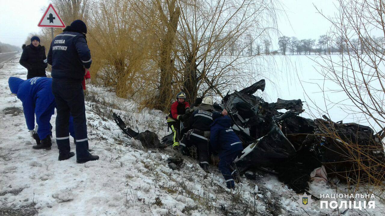 В ДТП на Николаевщине погибли восемь человек, в том числе трое детей