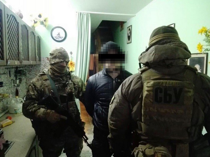 В Одесской области задержан пособник боевиков, который собирал “гуманитарку“ для “ДНР“ и “ЛНР“ - today.ua
