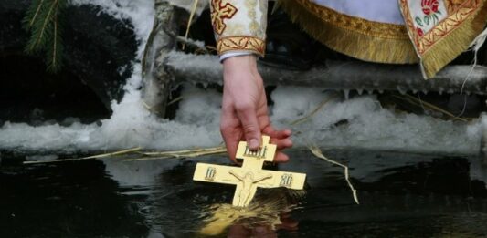 Крещение 2019: что нужно знать об освященной воде - today.ua