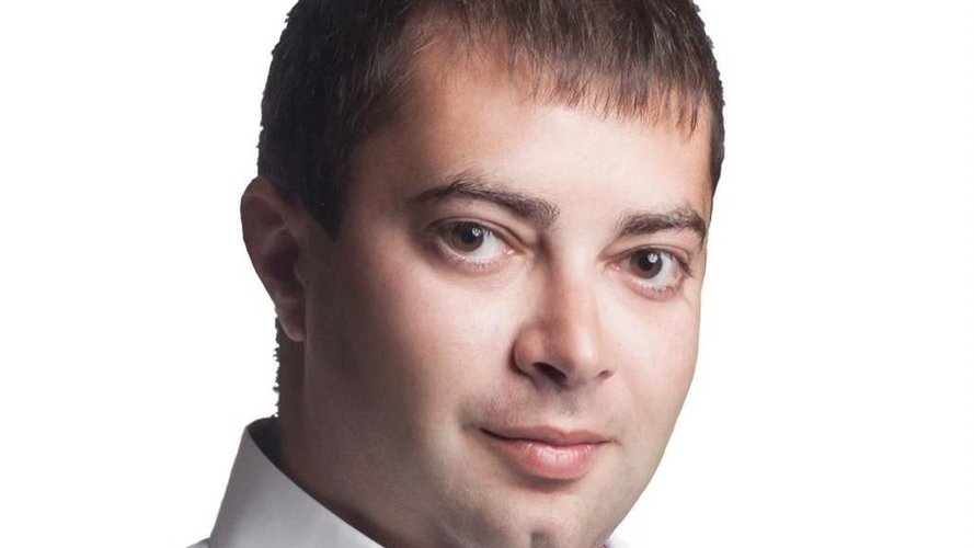 Депутата від "Батьківщини" жорстоко побили металевою трубою