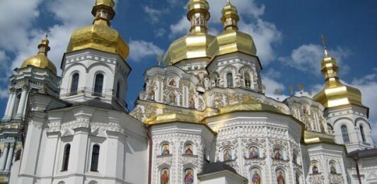 В Россию вывезли мощи из Киево-Печерской лавры, - Луценко - today.ua