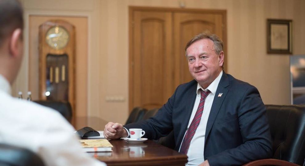 Консула Бельгії побили за неправильне паркування