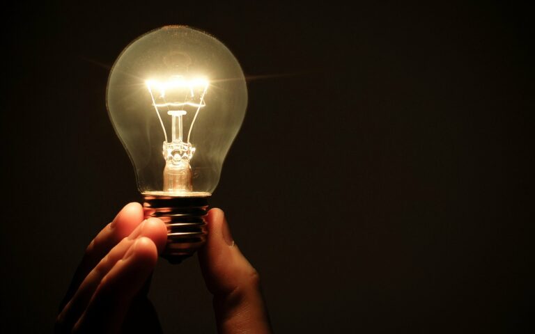 В Украине отменили ночной тариф на электроэнергию: кто будет платить меньше - today.ua