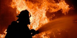 В Киево-Печерской лавре вспыхнул пожар: опубликовано видео  - today.ua