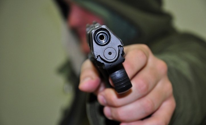 На Киевщине грабитель нападал на женщин с игрушечным пистолетом  - today.ua