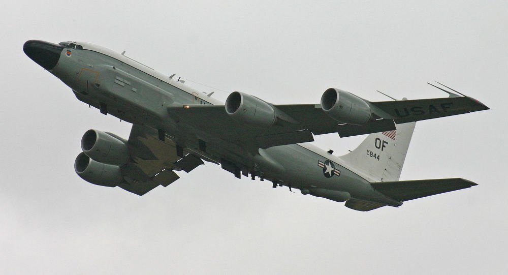 У берегов оккупированного Россией Крыма засекли американский самолет-разведчик