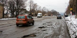 Вибоїни на дорогах: Верховний суд України встав на сторону водіїв - today.ua
