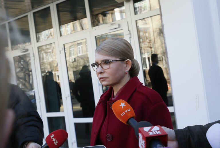 Суд в Киеве не принял “жалобу“ Тимошенко на Порошенко  - today.ua