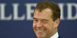 Медведев пообещал уравнять доходы всех россиян - today.ua