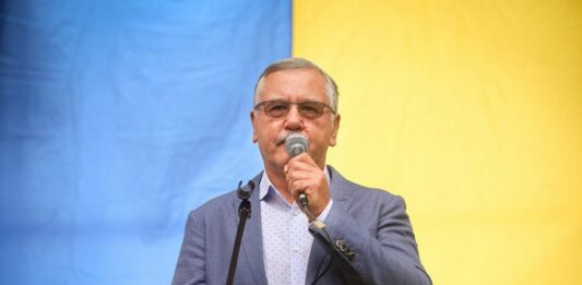 В штабе Гриценко нашли устройства для прослушивания - today.ua