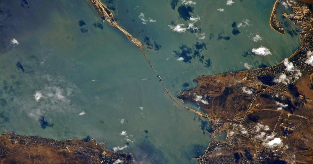 За Керченским проливом будут наблюдать из космоса - Климкин