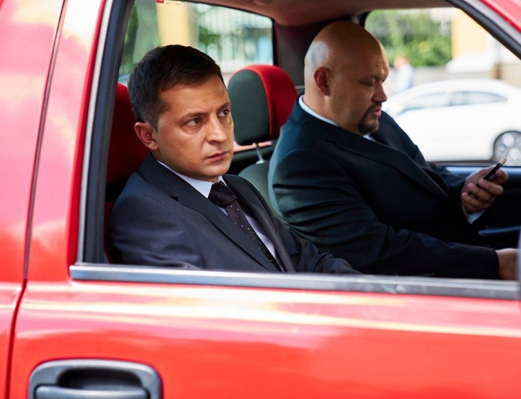 Зеленського зобов'язали оплатити показ "Слуги народу-3" як політичну агітацію