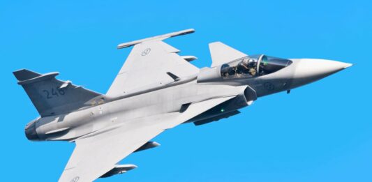 Винищувач Saab Gripen E здатний знищити російські літаки Су: у Швеції розкрили подробиці - today.ua