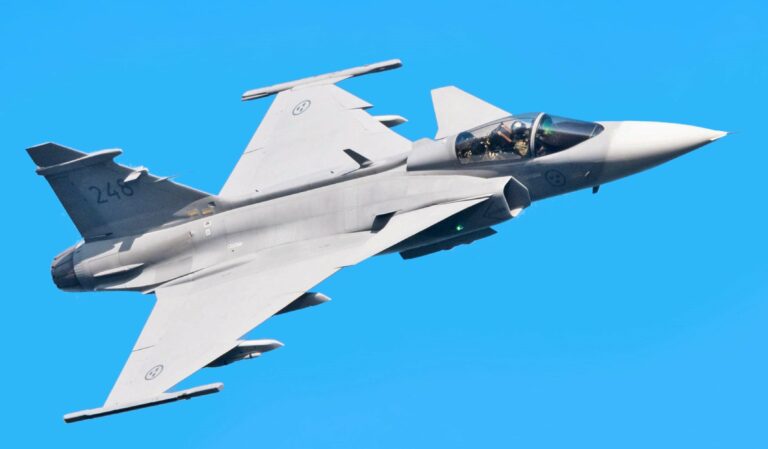 Винищувач Saab Gripen E здатний знищити російські літаки Су: у Швеції розкрили подробиці - today.ua