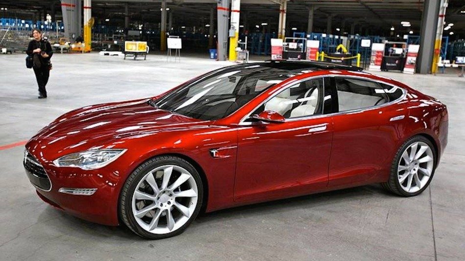 У Tesla виявили проблеми з надійністю
