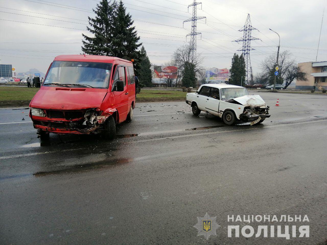 На Закарпатье произошло ДТП с пострадавшими: подробности аварии